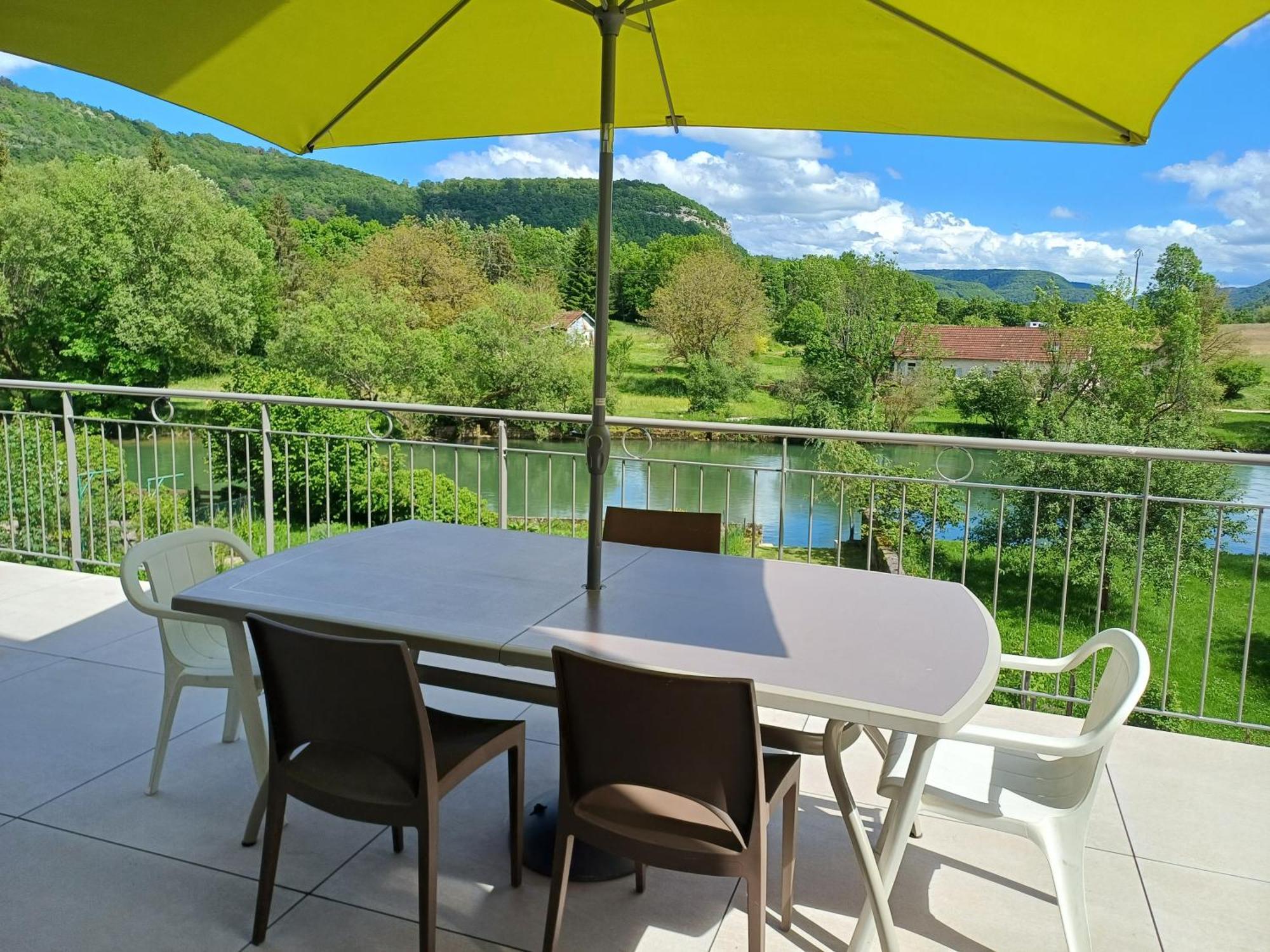 Maison De Vacances - Vue Panoramique Riviere Ornans Esterno foto